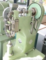 rivetting machine